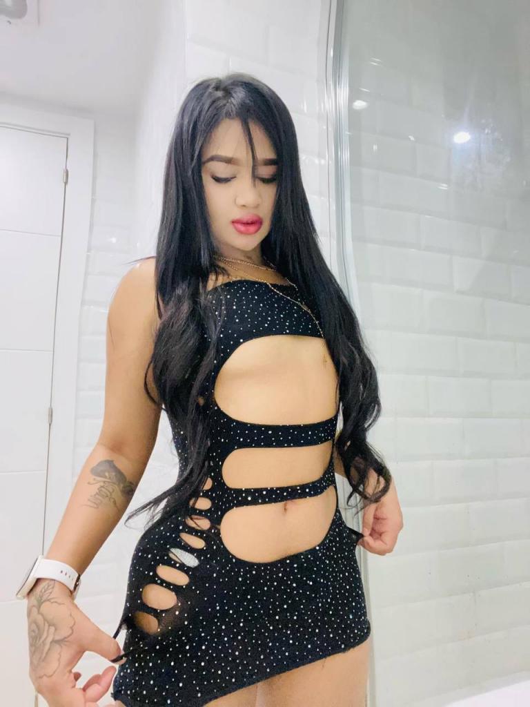 632935408: Chica busca chico en Málaga