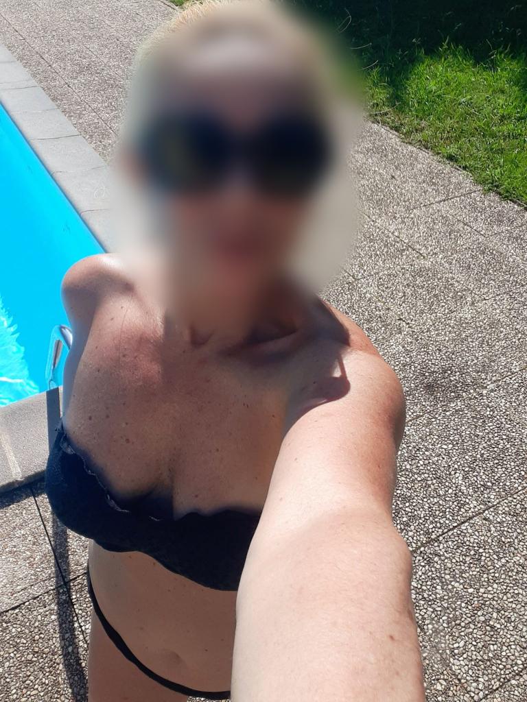 Chica busca chico en Lugo: 