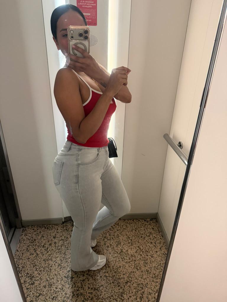 Chica busca chico en Castellón: 