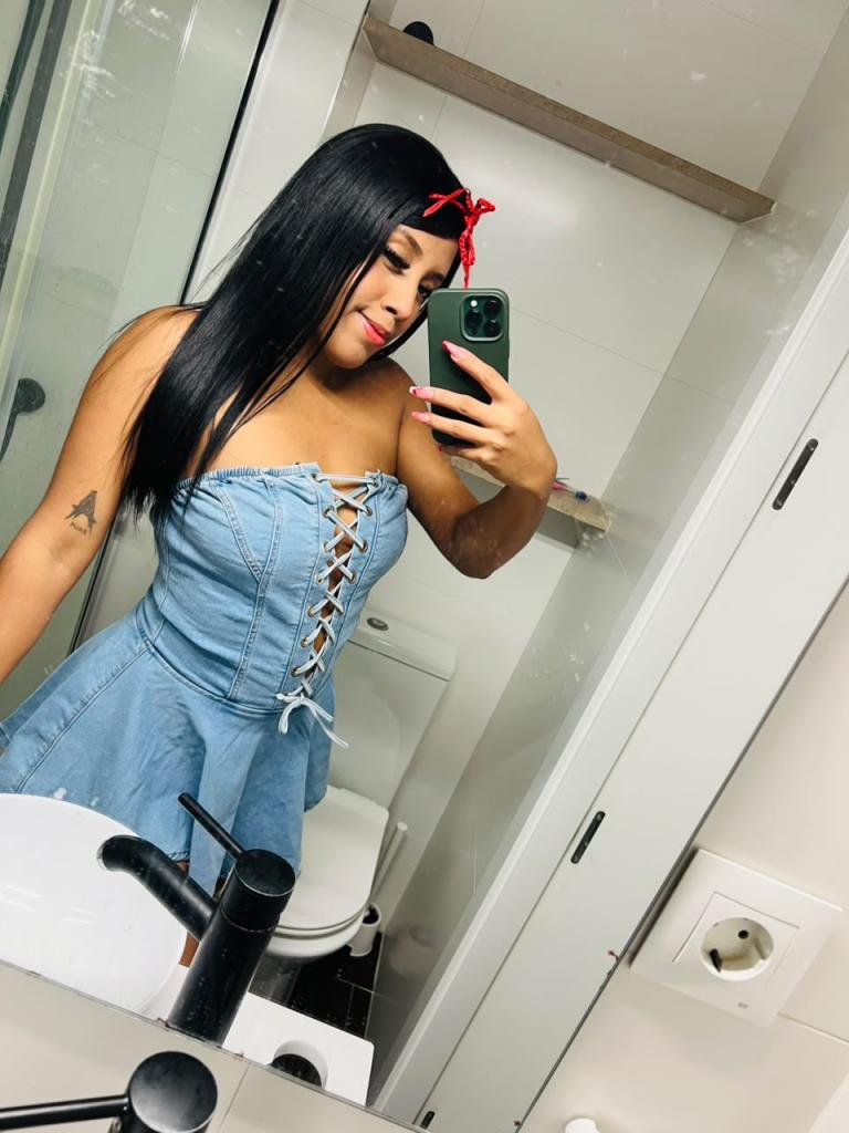 613459639: Chica busca chico en Murcia