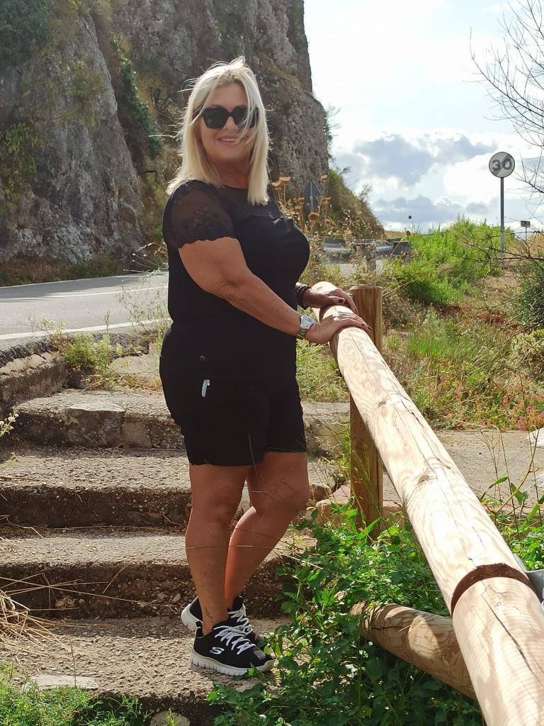 Chica busca chico en Alicante: 