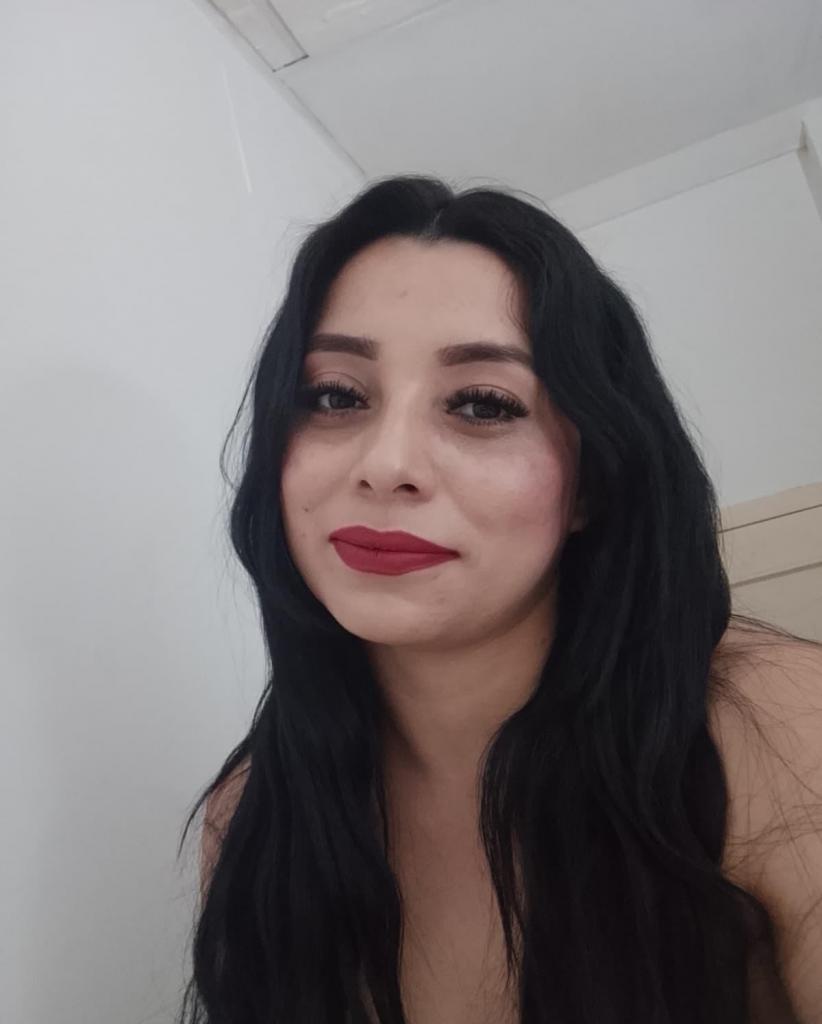 Chica busca chico en Cádiz: 