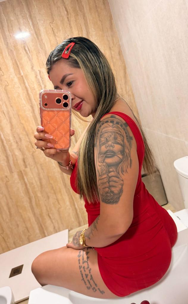 Chica busca chico en Huelva: 