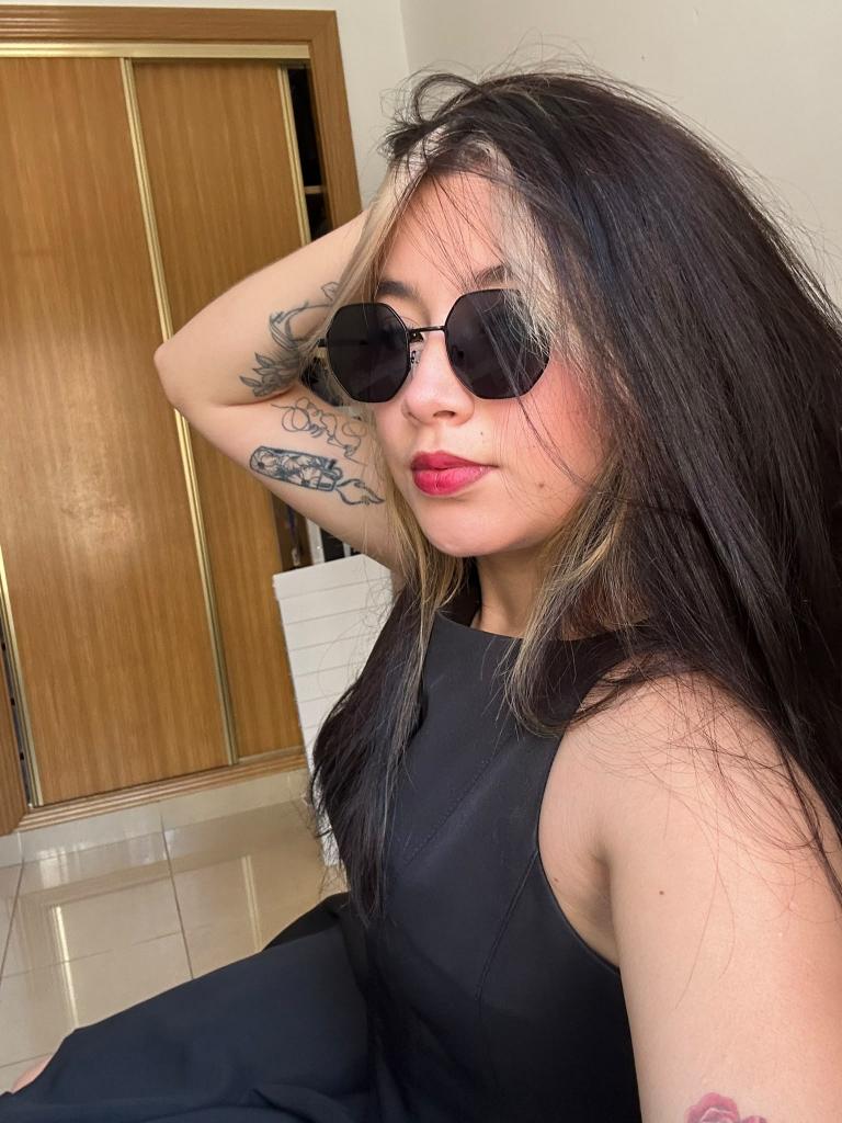 666314466: Chica busca chico en Ibiza