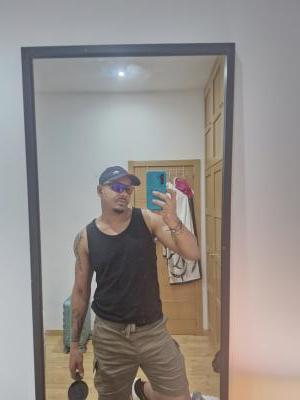615311591: Chico busca chica en Madrid