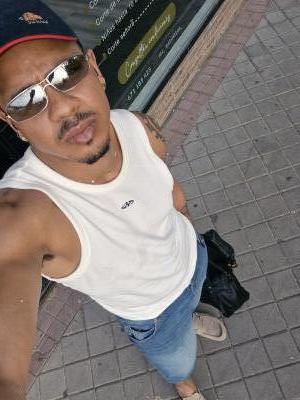 615311591: Chico busca chica en Madrid