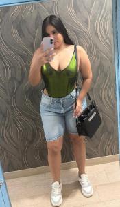 672769818: Chica busca chico en Barcelona