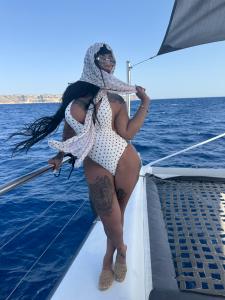 664702811: Transexual en Mallorca