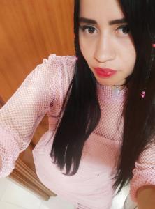 615033484: Chica busca chico en Sevilla