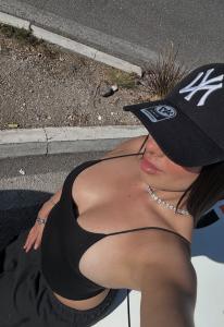 613925331: Chica busca chico en Cádiz