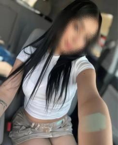 604251426: Chica busca chico en Barcelona