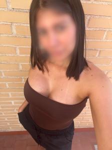 661084514: Chica busca chico en Madrid