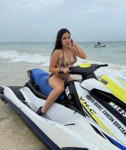 632841617: Chica busca chico en Pontevedra