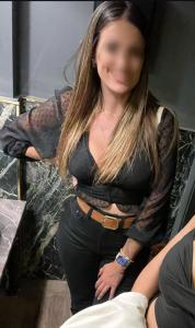 631366961: Chica busca chico en Sevilla