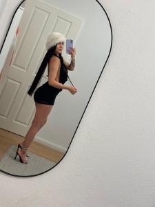 613434794: Chica busca chico en Alicante