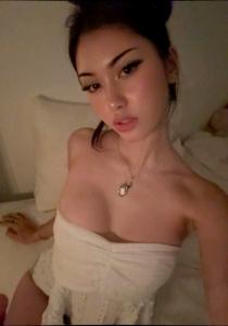 641957294: Chica busca chico en Madrid