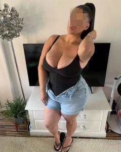 621394649: Chica busca chico en Alicante