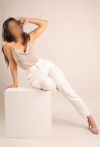 661077608: Chica busca chico en Granada