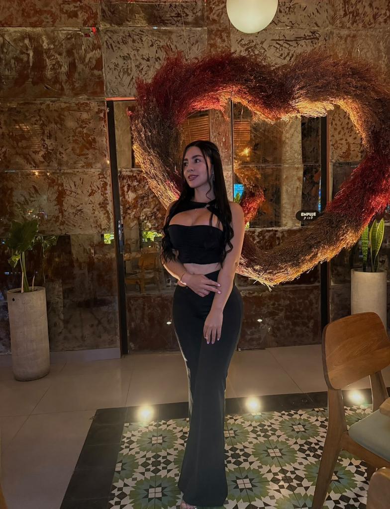 641112237: Chica busca chico en Alicante