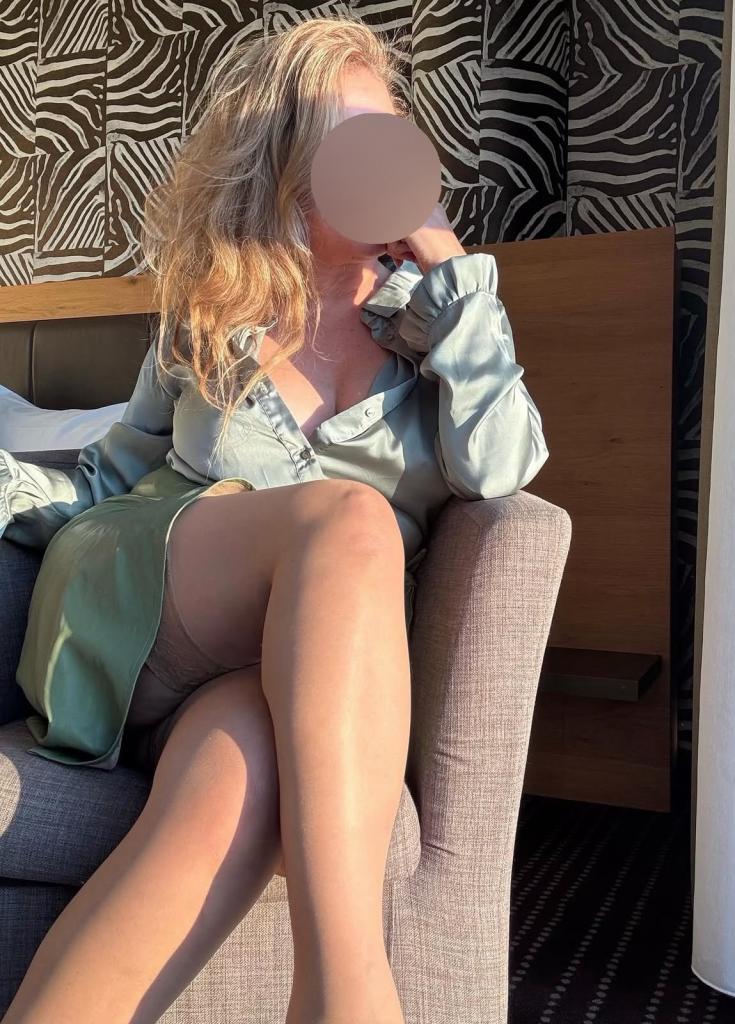 605356193: Chica busca chico en Alicante