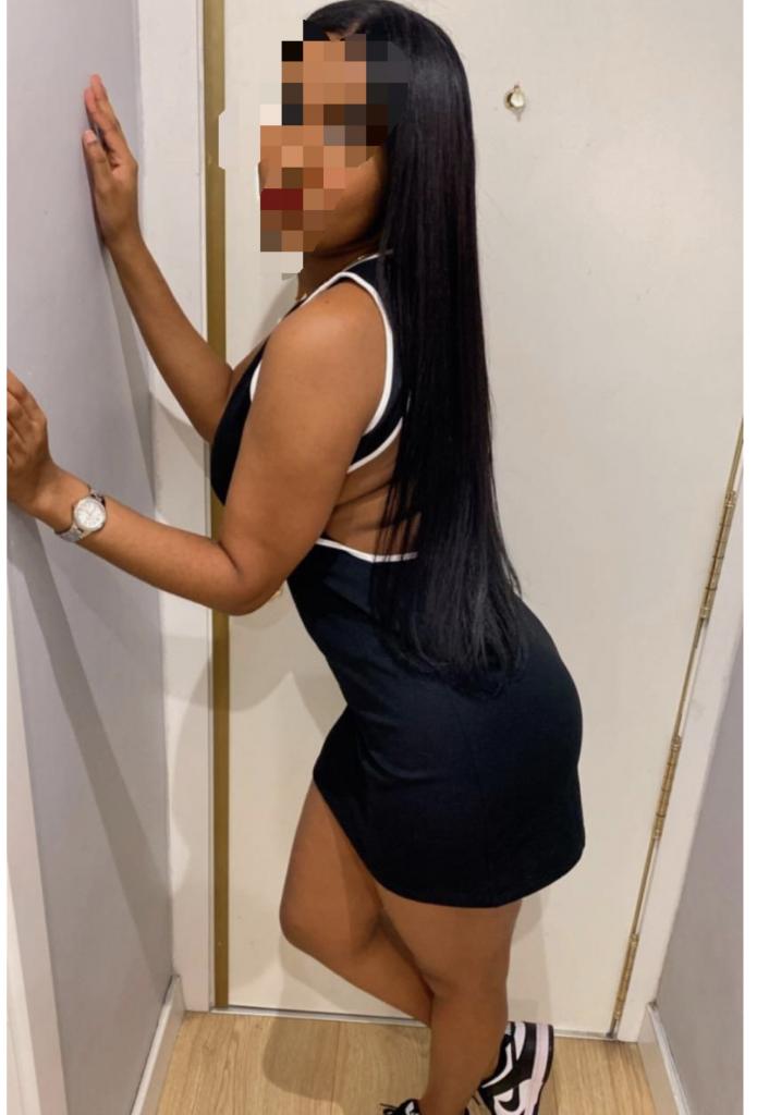 Chica busca chico en Jaén: 