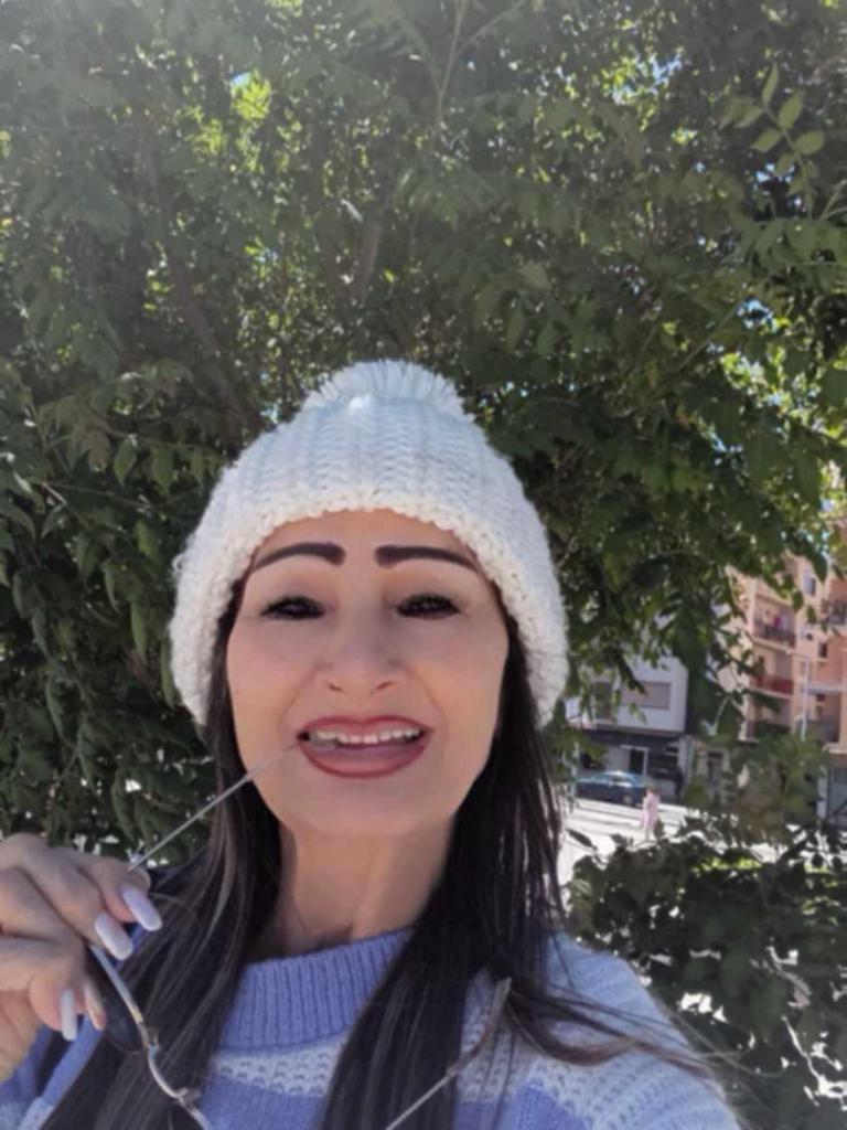 631832813: Chica busca chico en Alicante