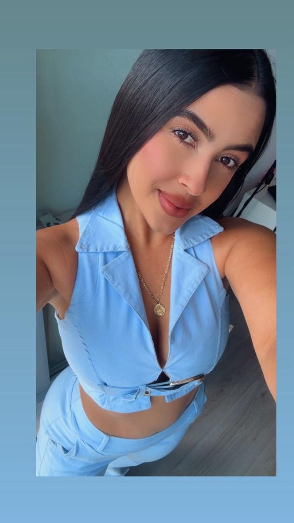 Chica busca chico en Ibiza: 