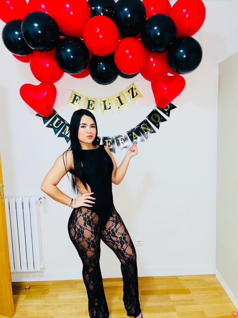 Chica busca chico en Tenerife: 