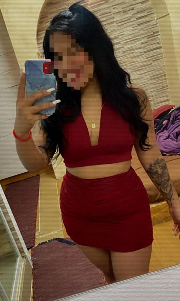 613296748: Chica busca chico en Murcia
