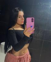 662688570: Chica busca chico en Barcelona