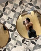 638473102: Chica busca chico en Gerona