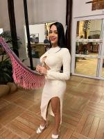 631037396: Chica busca chico en Las Palmas