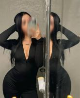 604251426: Chica busca chico en Barcelona