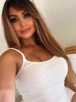 614481723: Travesti en León