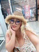 666396359: Travesti en León