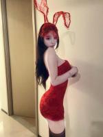 647404046: Chica busca chico en Madrid