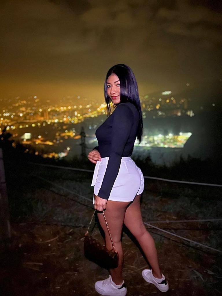 Chica busca chico en Alicante: 