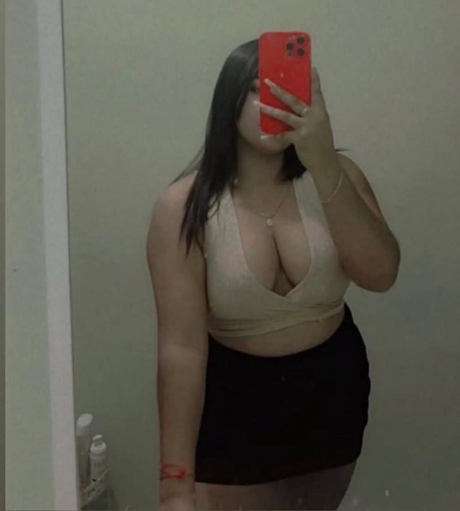 611843091: Chica busca chico en Tenerife