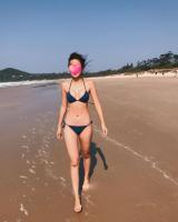 688166318: Chica busca chico en Barcelona