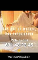 662682477: Chica busca chico en Sevilla