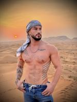 645630017: Chico busca chica en Barcelona