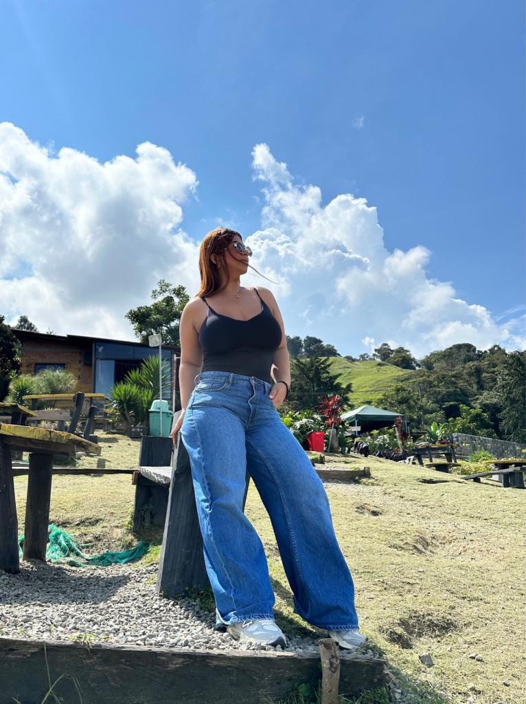 641230345: Chica busca chico en Barcelona