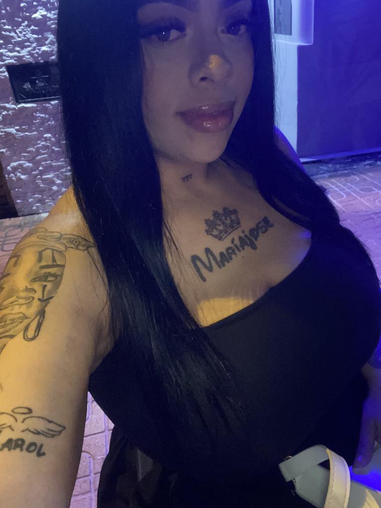 613898305: Chica busca chico en Alicante