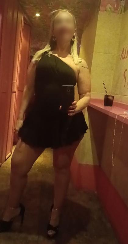 613457944: Chica busca chico en Cádiz