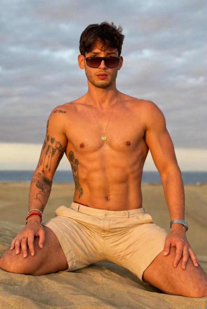 Chico busca chica en Granada: 