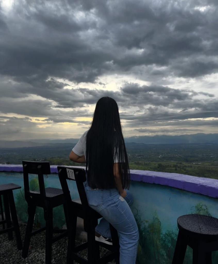 Chica busca chico en Granada: 