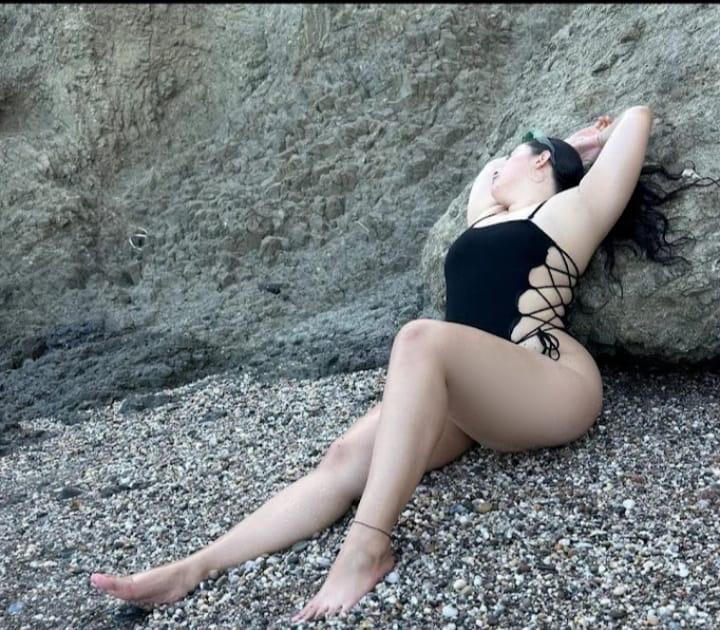 Chica busca chico en Ibiza: 