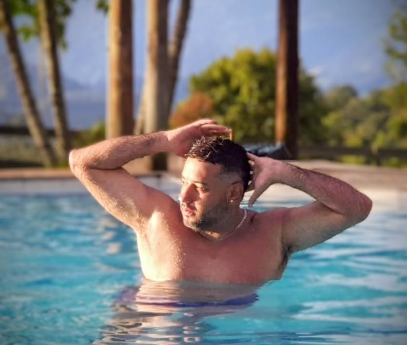 614076474: Chico busca chica en Murcia