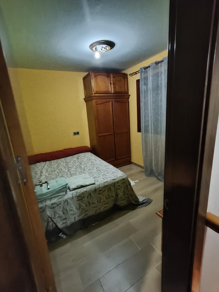 670043826: Chica busca chico en Tarragona