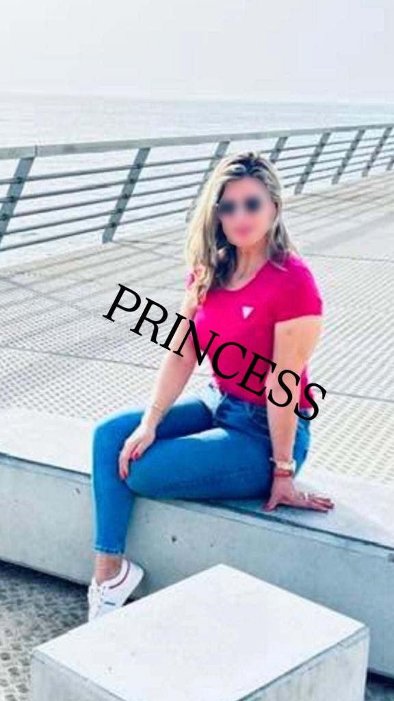 Chica busca chico en Granada: 